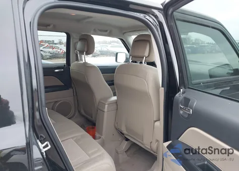 2014 Jeep Patriot Latitude z USA, uszkodzony, nr VIN 1C4NJRFB7ED664960